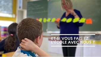 Fond de chapô l'académie recrute